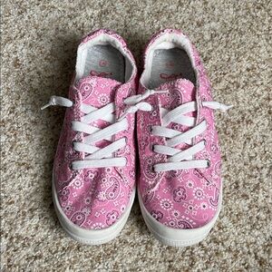 Jellypop Dallas Patterned Sneakers Size 8.5